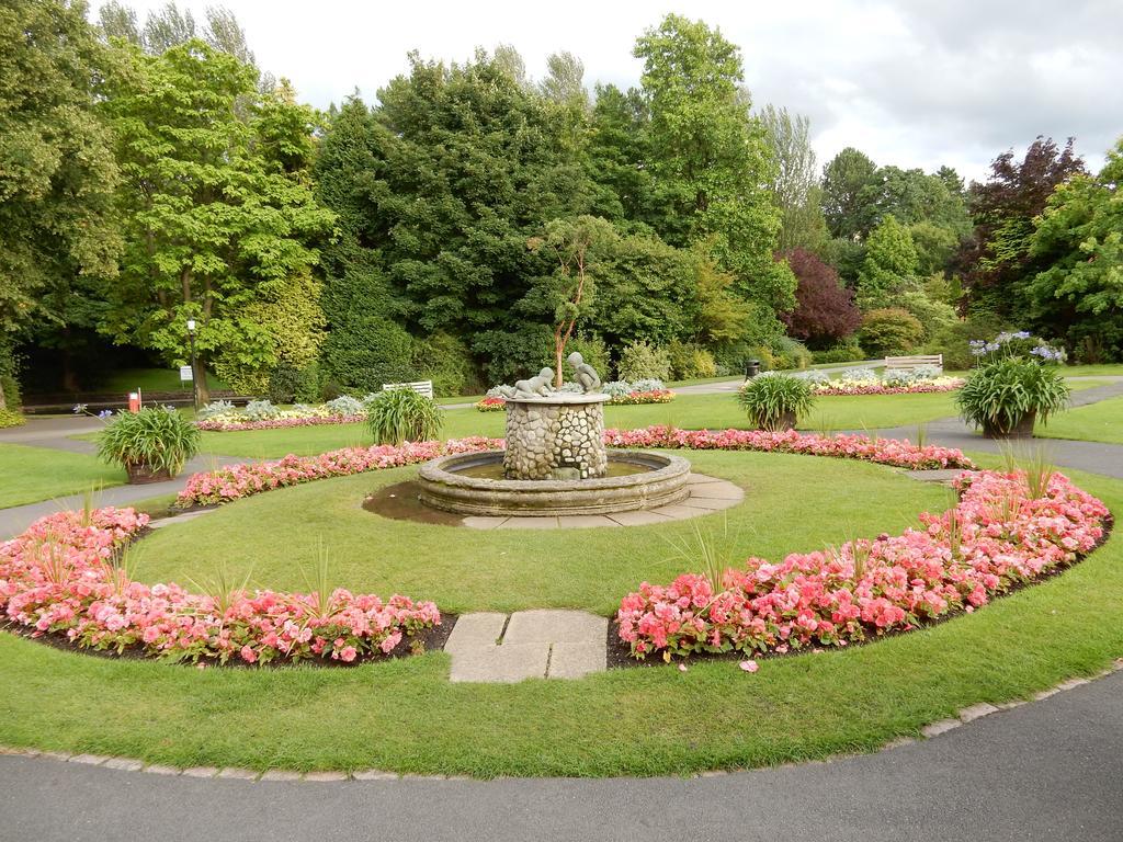 Springdale Guest House Harrogate Esterno foto