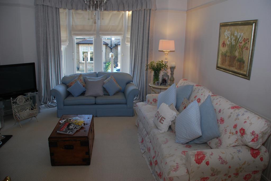 Springdale Guest House Harrogate Esterno foto